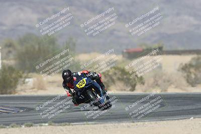 media/Nov-01-2025-CVMA (Sat) [[fc0f7531b8]]/Race 7-Formula Twins-Formula 40 UL/